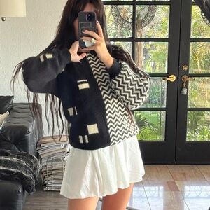 Vintage Black and White Patterned Sweater